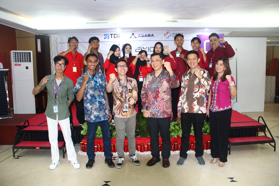 Foto Tim Penyelenggara Acara Axioo Techday